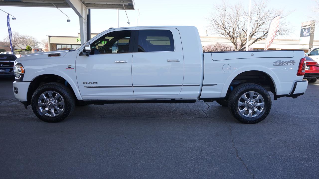 RAM 2500 Limited Mega Cab 4WD 2020