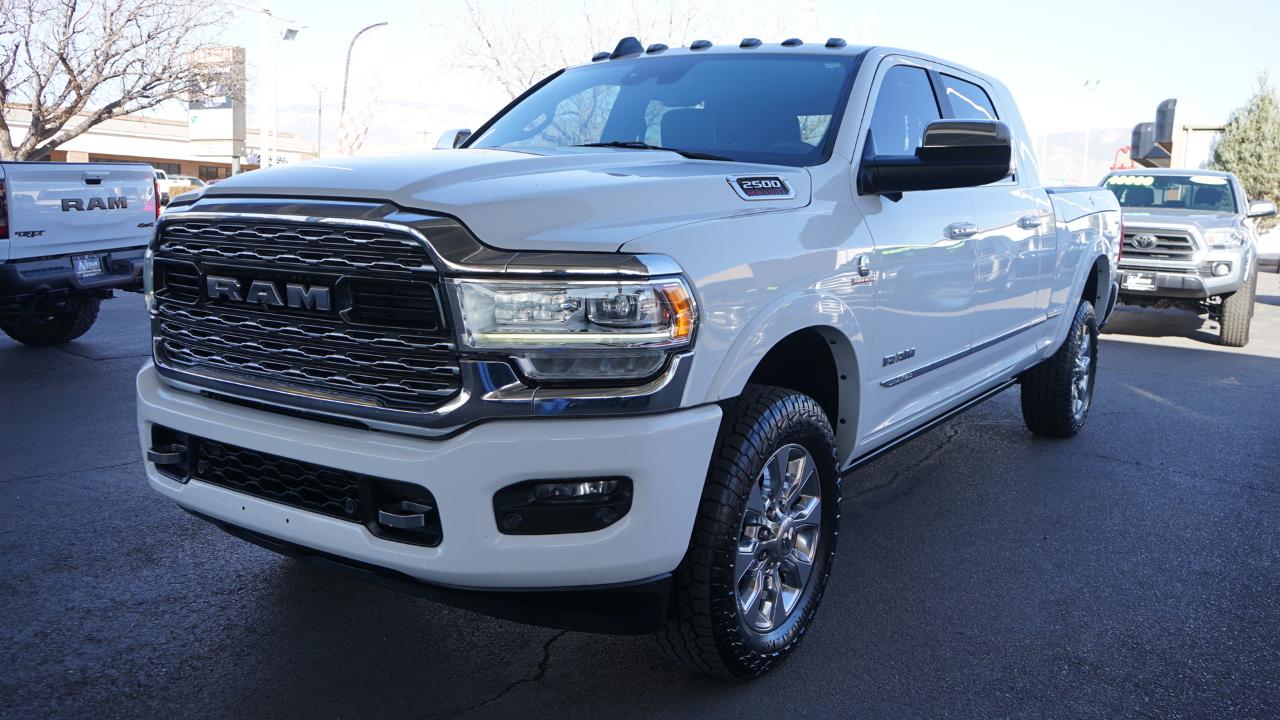 RAM 2500 Limited Mega Cab 4WD 2020