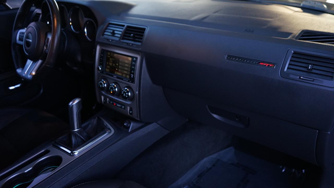 Dodge Challenger SRT8 2013