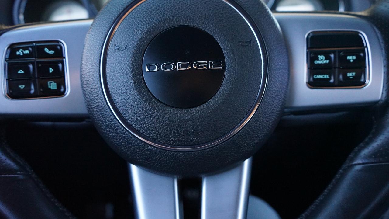 Dodge Challenger SRT8 2013