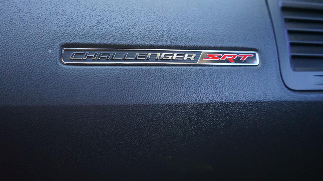 Dodge Challenger SRT8 2013