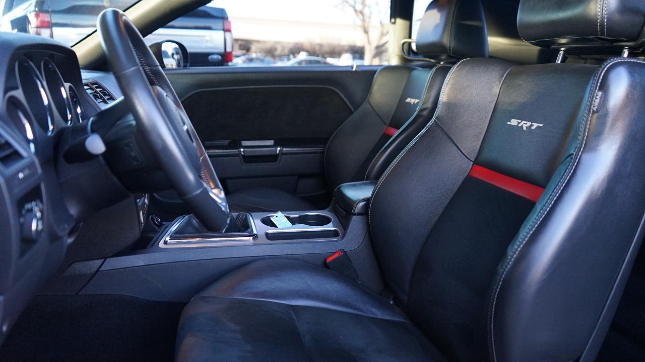 Dodge Challenger SRT8 2013