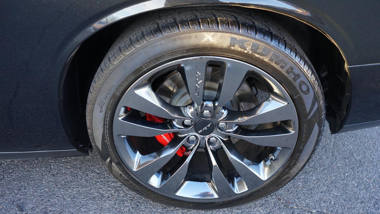 Dodge Challenger SRT8 2013