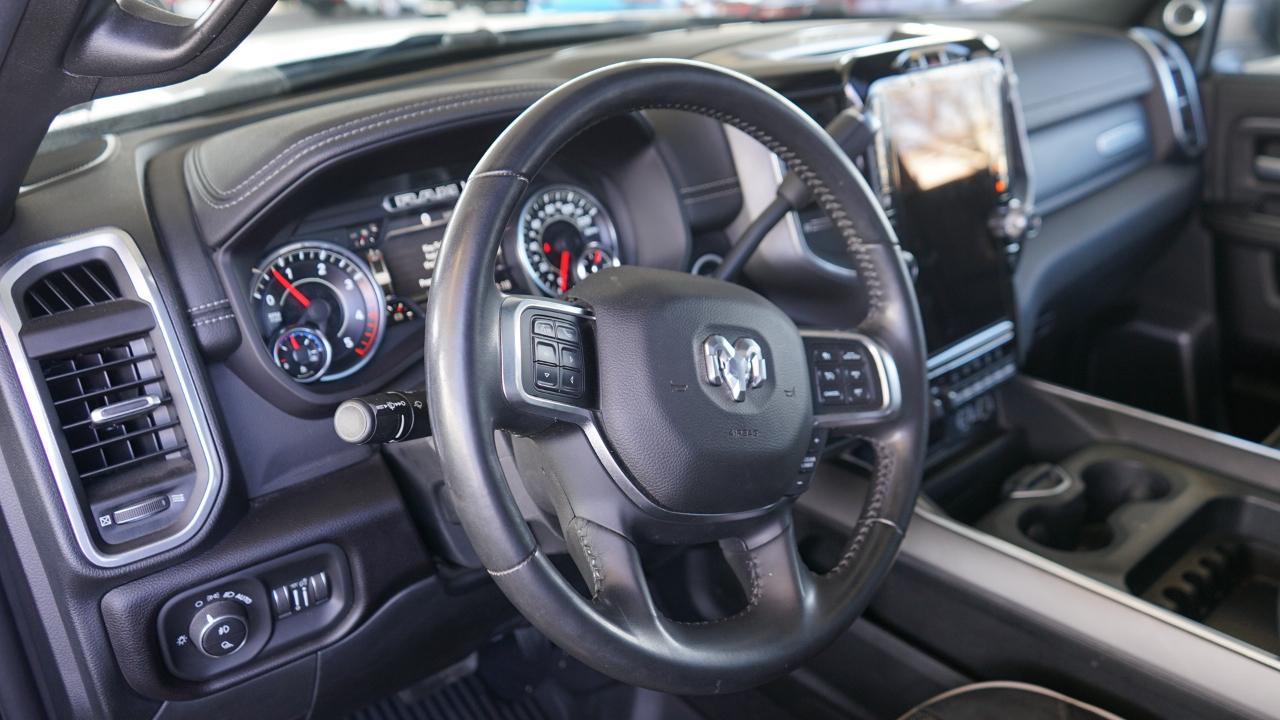 RAM 3500 Laramie Mega Cab 4WD DRW 2021