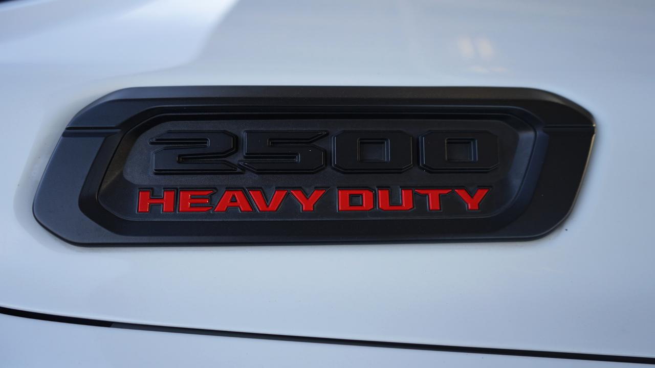 RAM 2500 Laramie Mega Cab 4WD 2021