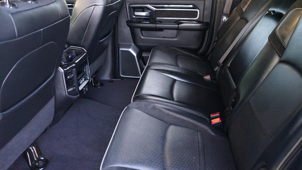 RAM 2500 Laramie Mega Cab 4WD 2021