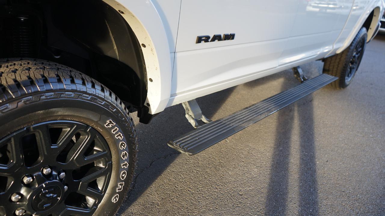 RAM 2500 Laramie Mega Cab 4WD 2021