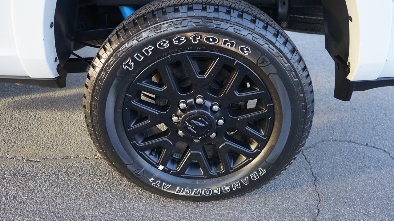 RAM 2500 Laramie Mega Cab 4WD 2021