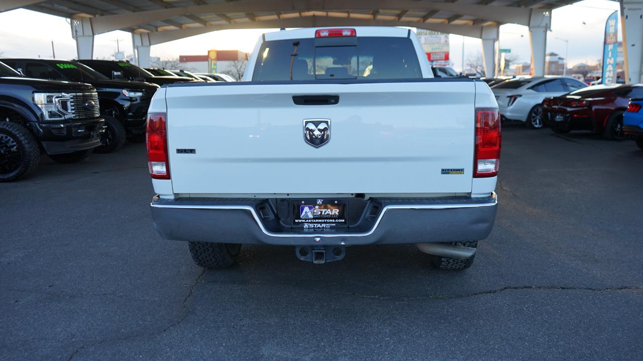 RAM 1500 SLT Quad Cab 2WD 2017