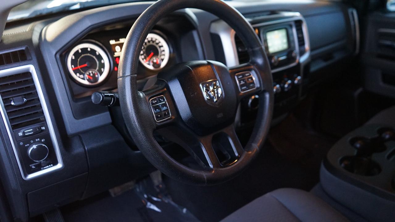 RAM 1500 SLT Quad Cab 2WD 2017