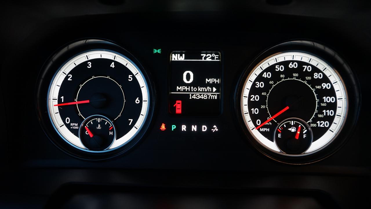 RAM 1500 SLT Quad Cab 2WD 2017