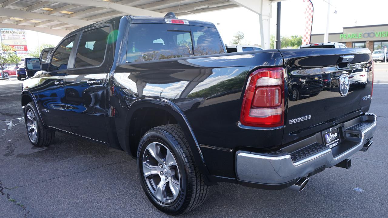 RAM 1500 Laramie Crew Cab SWB 4WD 2022