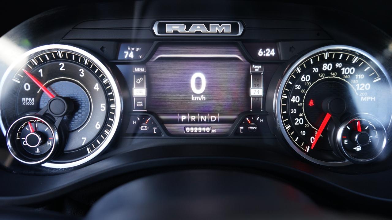RAM 1500 Laramie Crew Cab SWB 4WD 2022