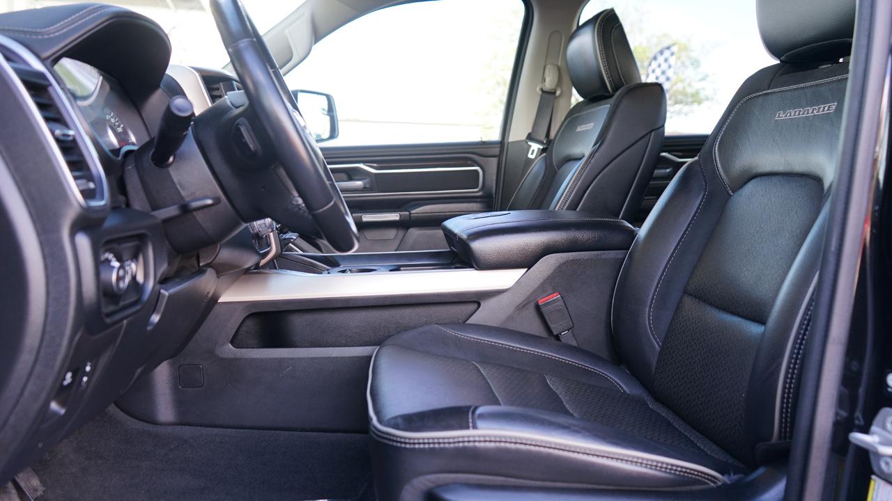 RAM 1500 Laramie Crew Cab SWB 4WD 2022