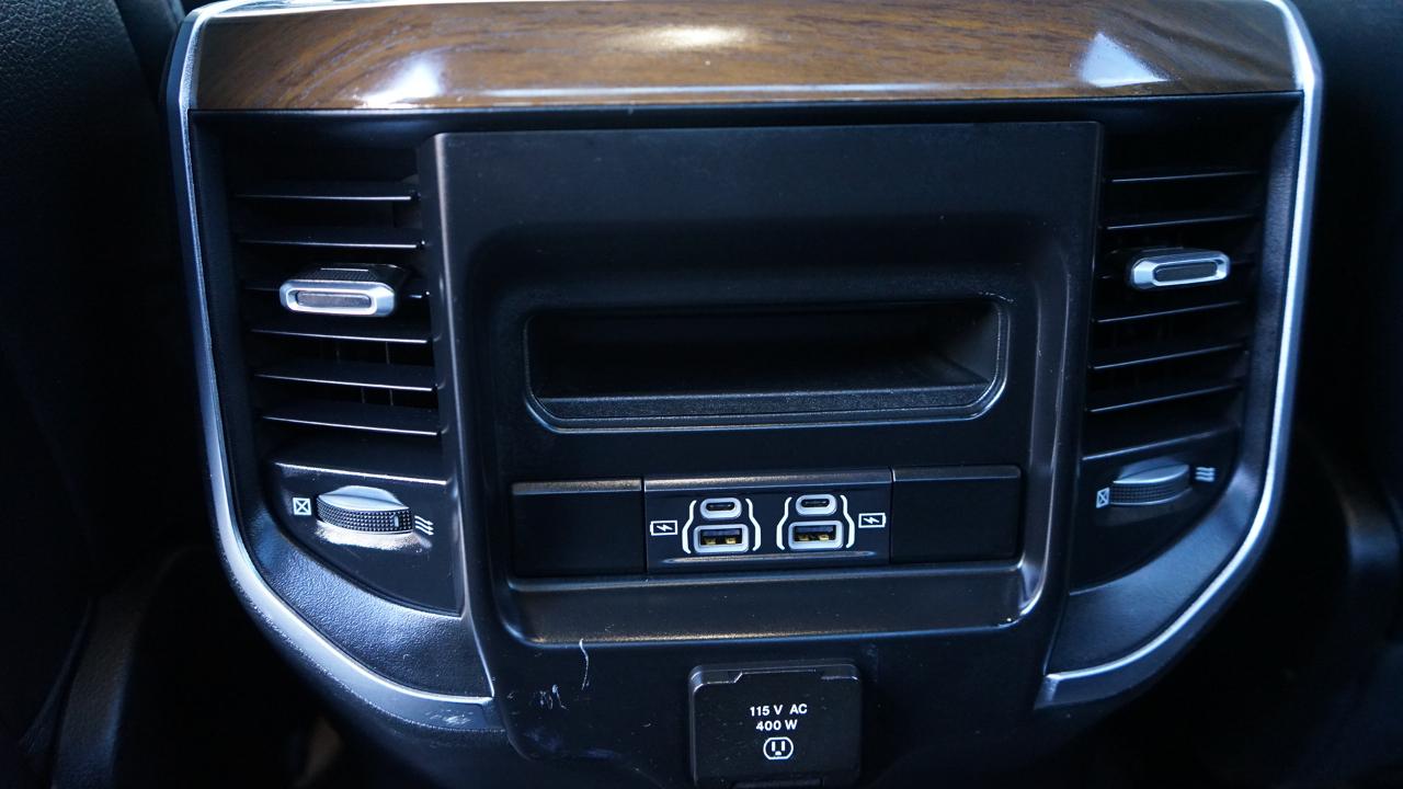 RAM 1500 Laramie Crew Cab SWB 4WD 2022