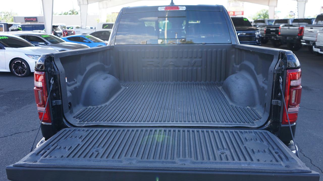 RAM 1500 Laramie Crew Cab SWB 4WD 2022