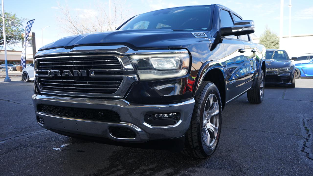 RAM 1500 Laramie Crew Cab SWB 4WD 2022