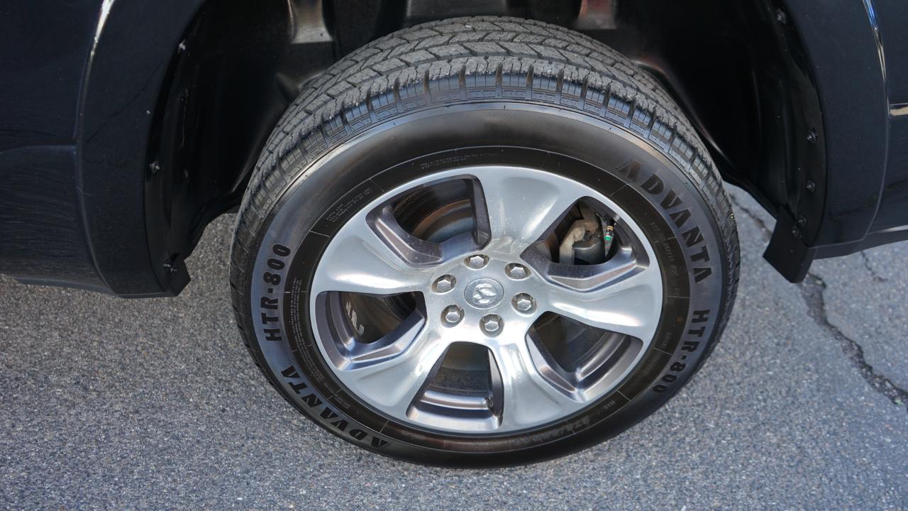 RAM 1500 Laramie Crew Cab SWB 4WD 2022