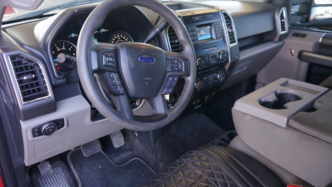 Ford F-150 XL SuperCrew 5.5-ft. Bed 4WD 2015