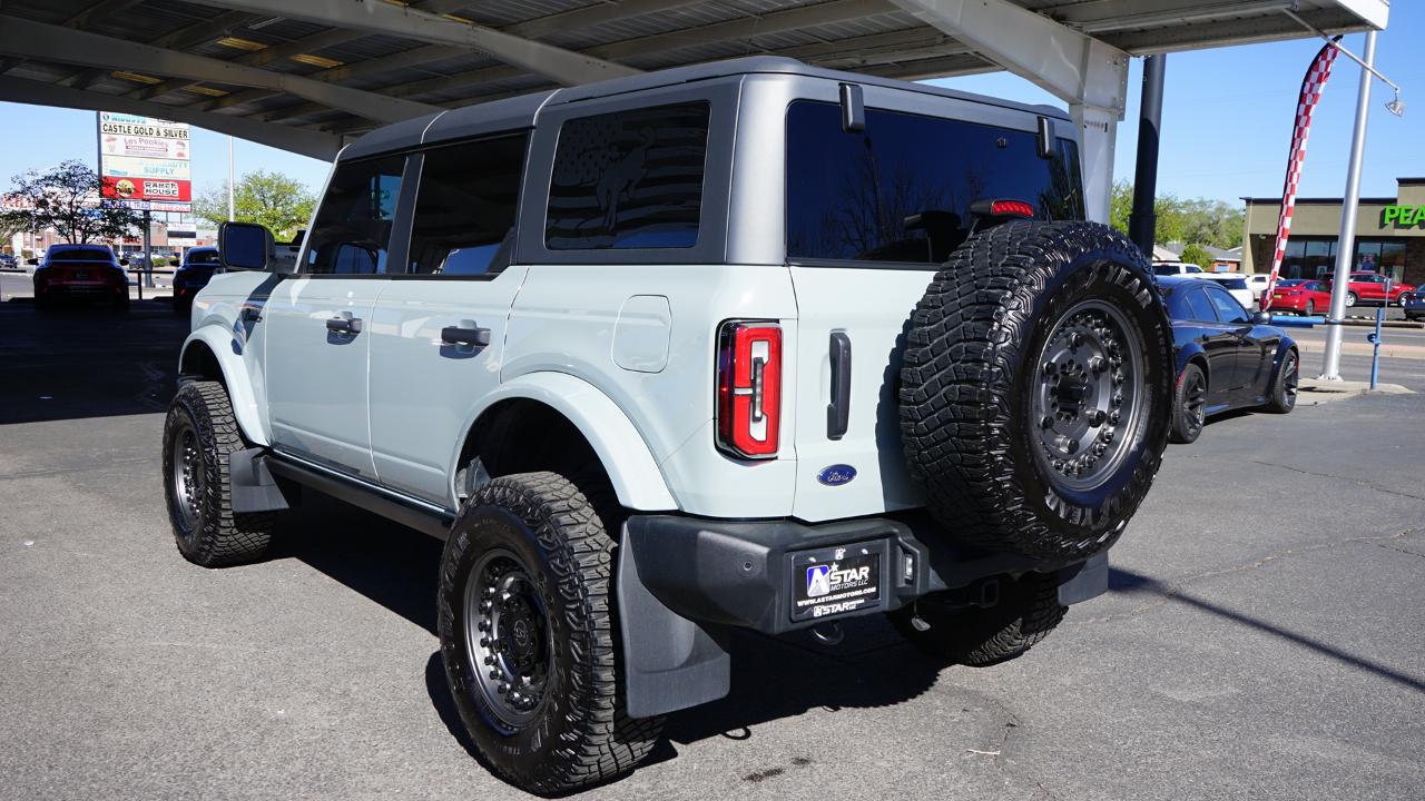 Ford Bronco Base 4-Door w/Advanced 2022