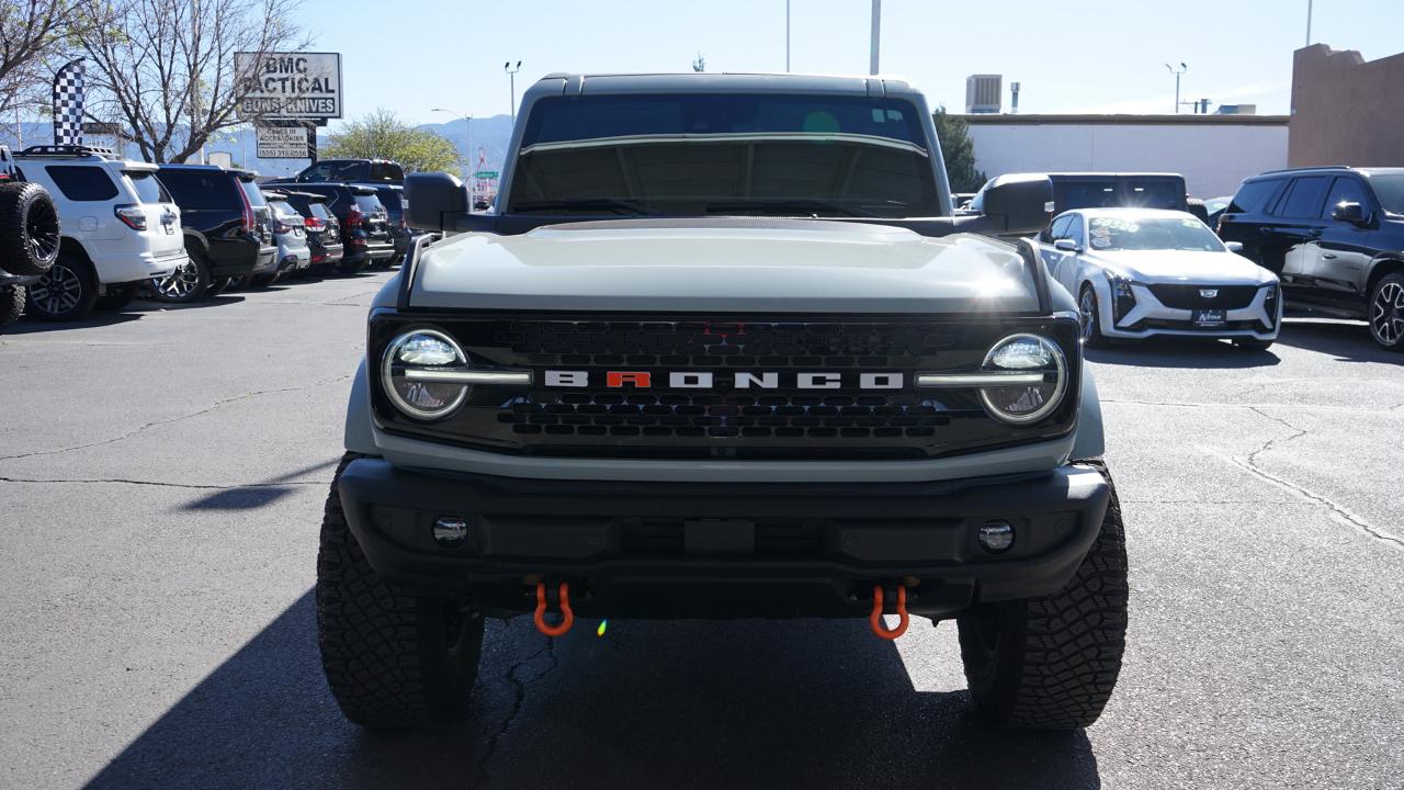 Ford Bronco Base 4-Door w/Advanced 2022