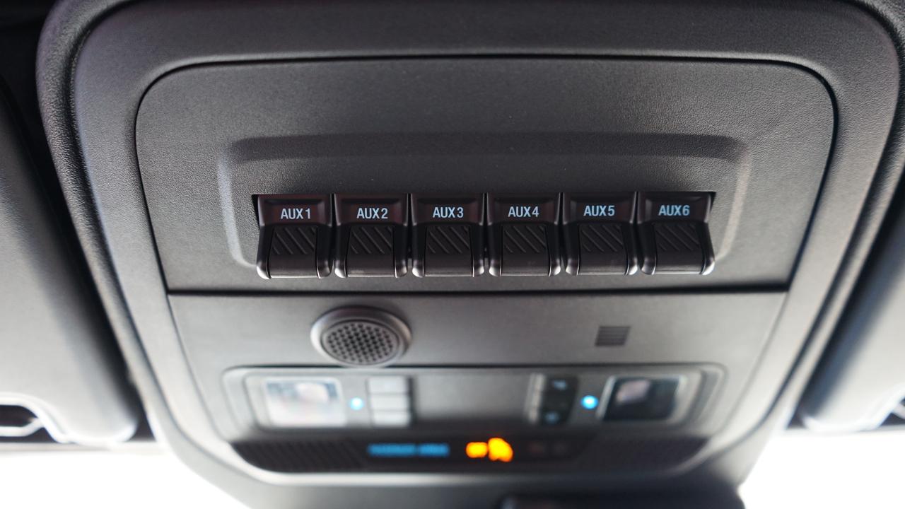 Ford Bronco Base 4-Door w/Advanced 2022