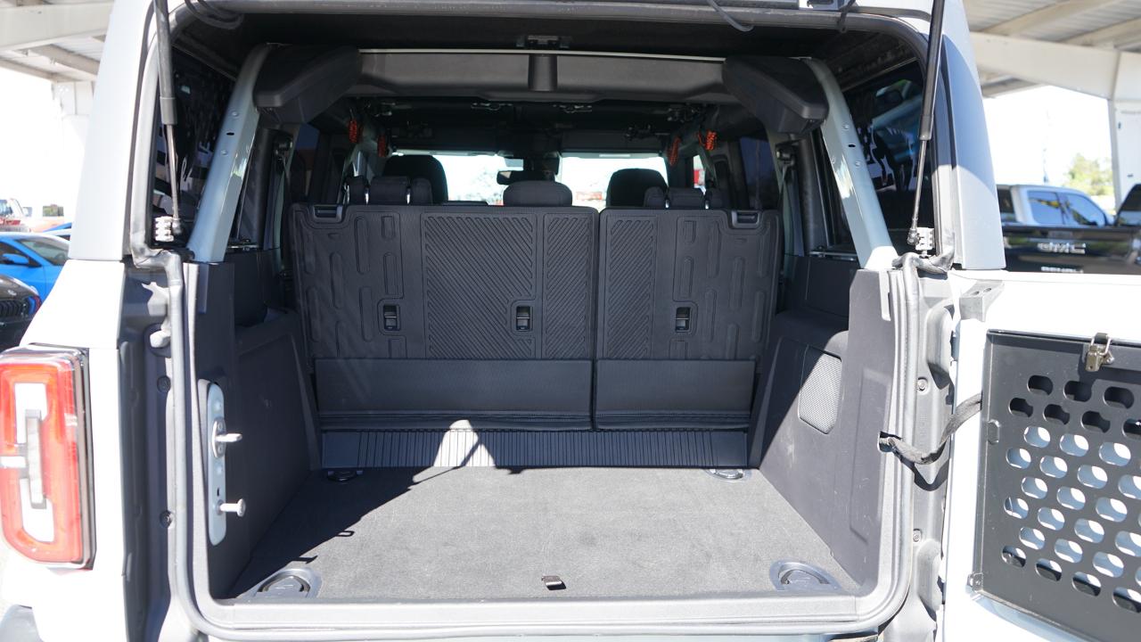 Ford Bronco Base 4-Door w/Advanced 2022