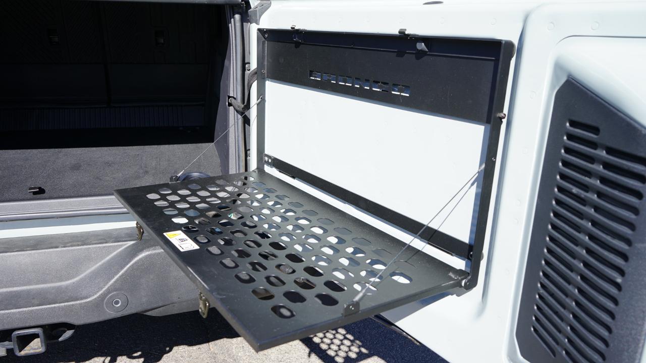 Ford Bronco Base 4-Door w/Advanced 2022