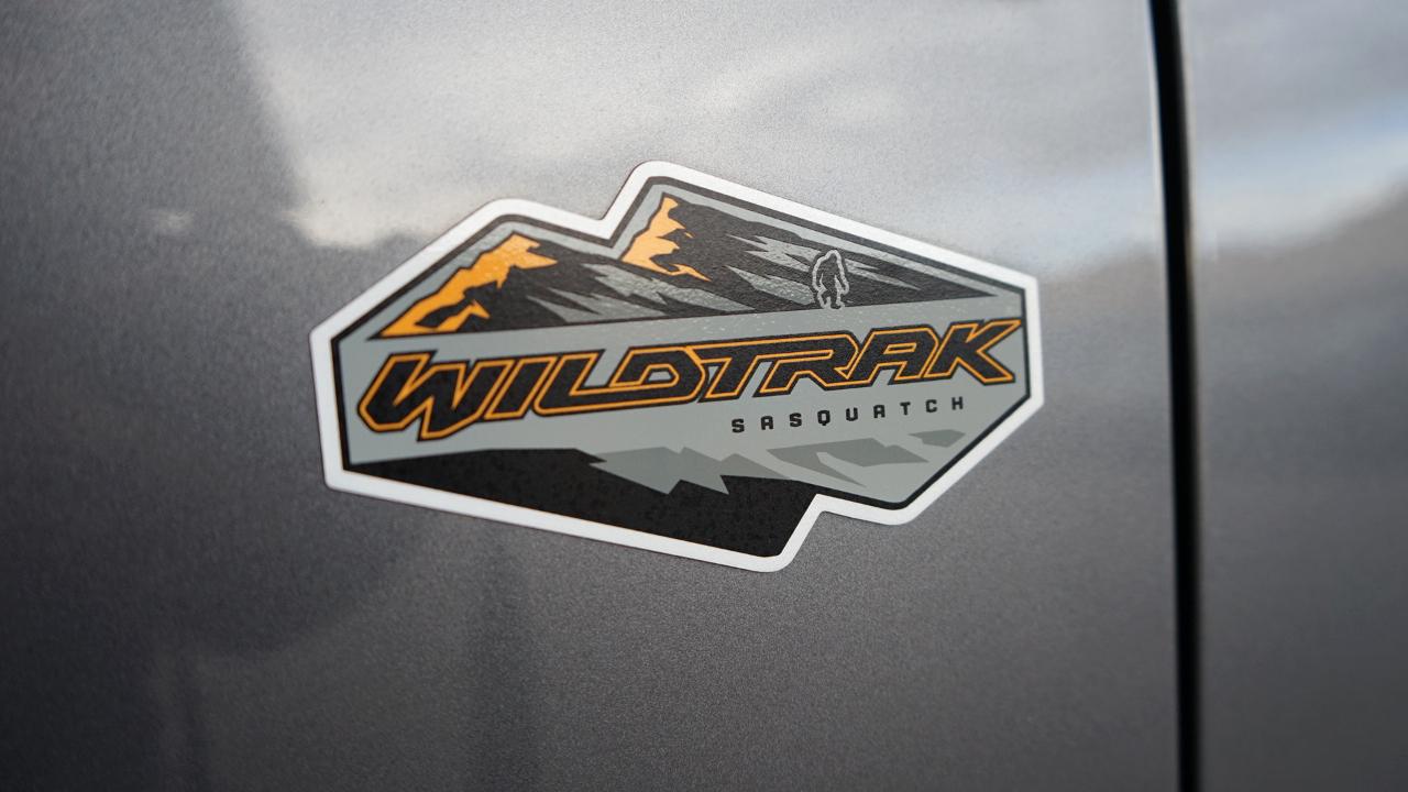 Ford Bronco Base 4-Door w/Advanced 2023