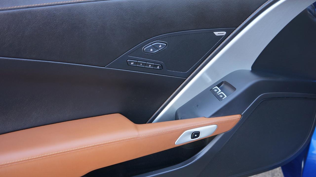 Chevrolet Corvette Z51 2LT Coupe Automatic 2016
