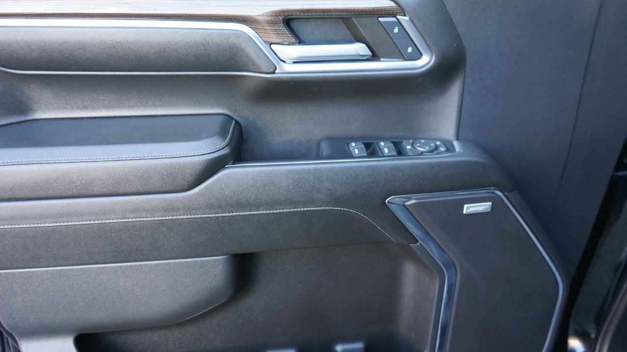 Chevrolet Silverado 1500 RST Crew Cab 4WD 2024