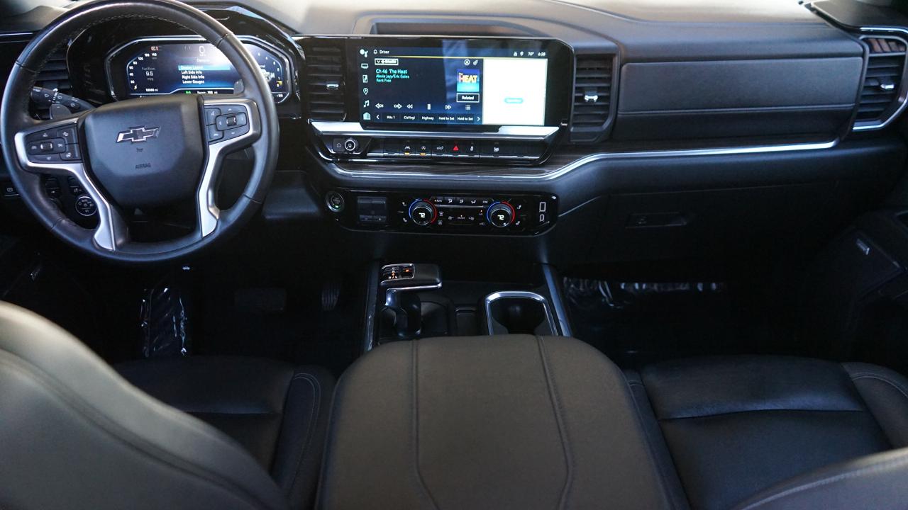 Chevrolet Silverado 1500 RST Crew Cab 4WD 2024