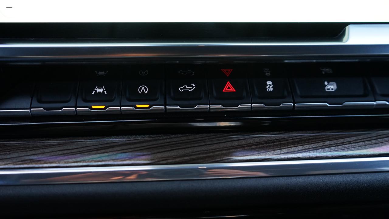 Chevrolet Silverado 1500 RST Crew Cab 4WD 2024