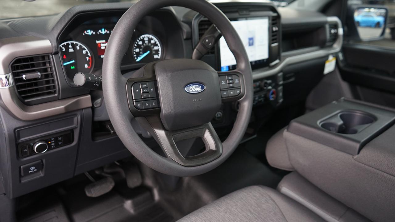 Ford F-150 XL 2WD 8 ft. 2026