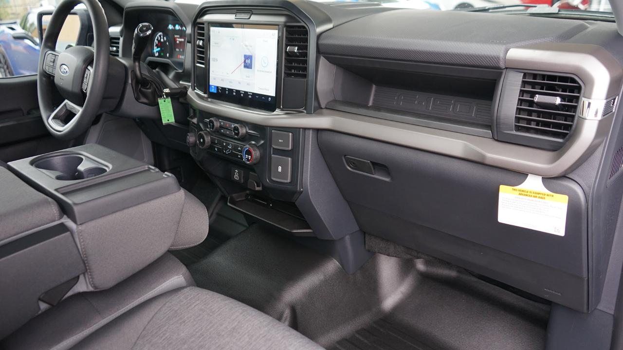 Ford F-150 XL 2WD 8 ft. 2026