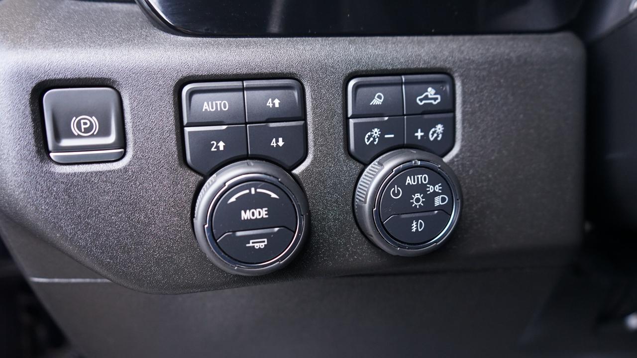 Chevrolet Silverado 1500 RST Crew Cab 4WD 2023