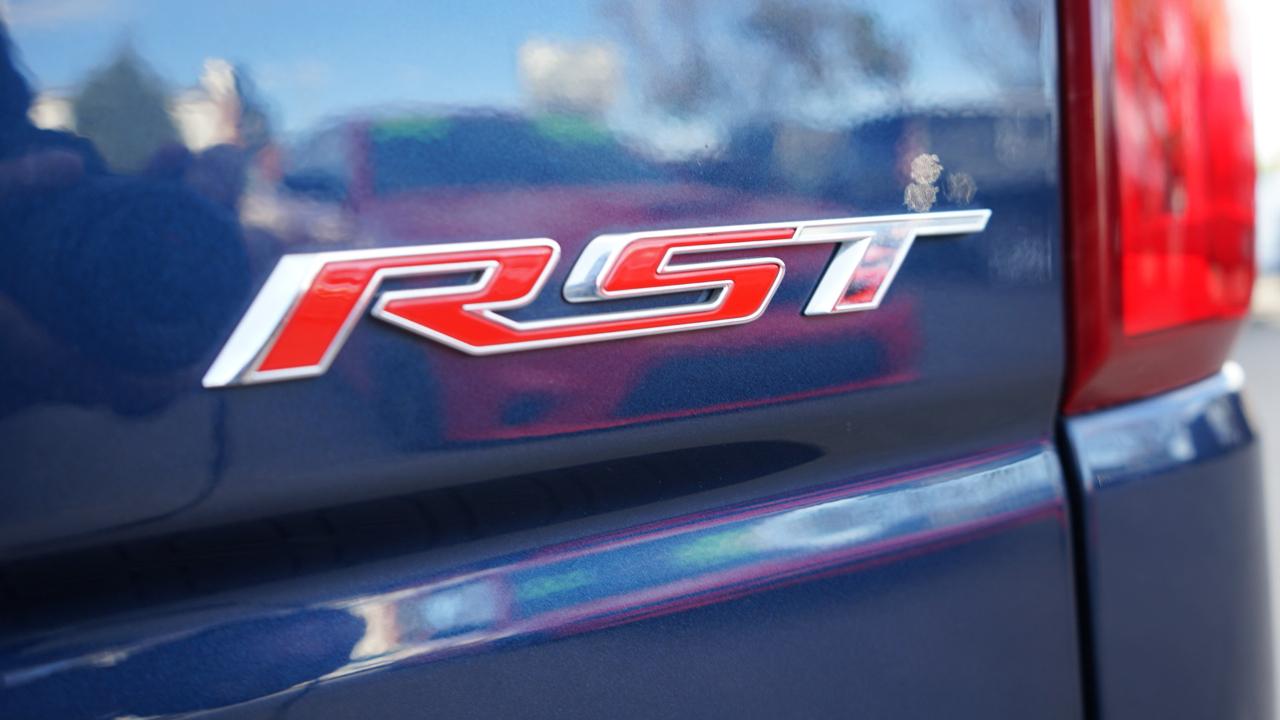 Chevrolet Silverado 1500 RST Crew Cab 4WD 2023
