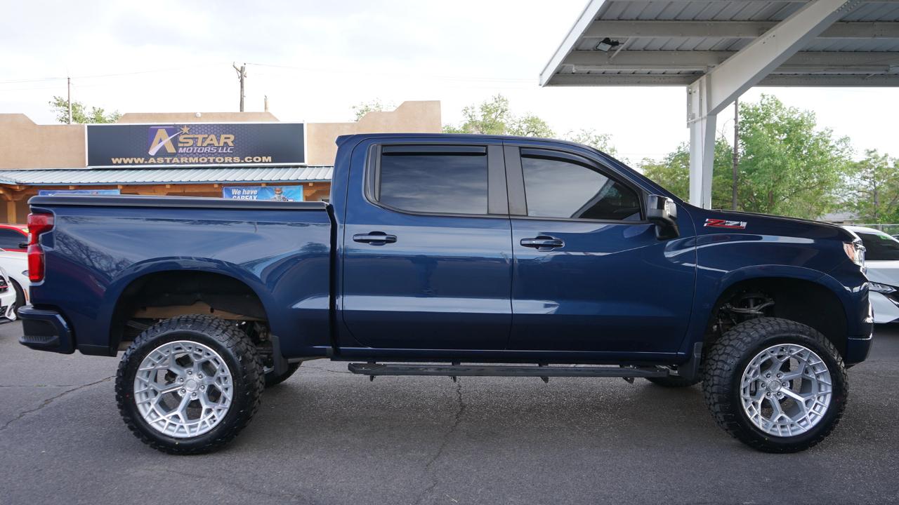 Chevrolet Silverado 1500 RST Crew Cab 4WD 2023