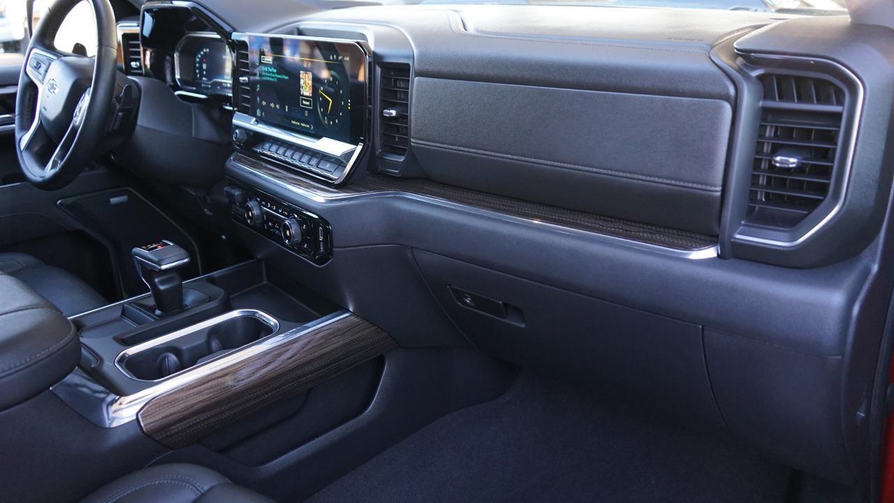 Chevrolet Silverado 1500 Trail Boss LT Crew Cab 4WD 2023