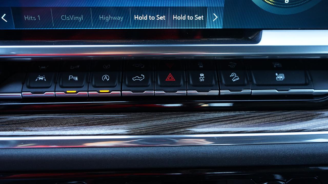 Chevrolet Silverado 1500 Trail Boss LT Crew Cab 4WD 2023