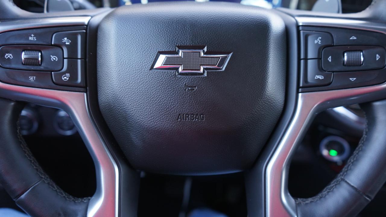 Chevrolet Silverado 1500 Trail Boss LT Crew Cab 4WD 2023