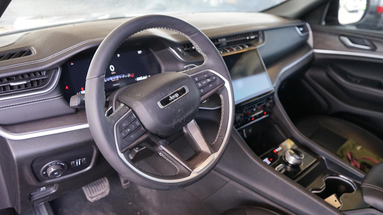 Jeep Grand Cherokee Limited 4WD 2024
