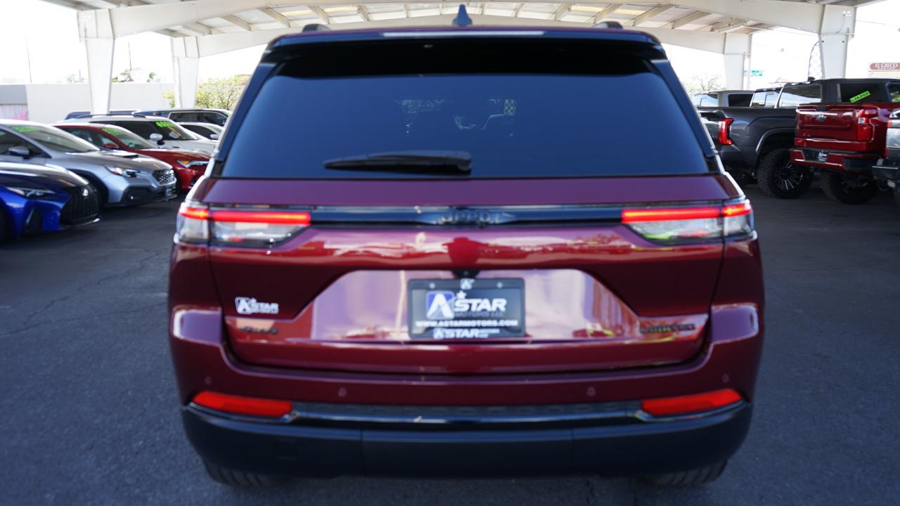 Jeep Grand Cherokee Limited 4WD 2024