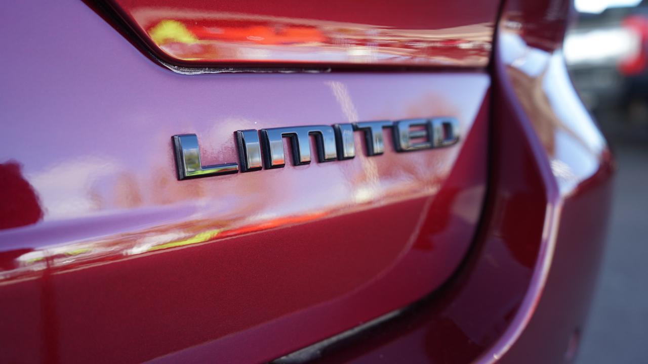 Jeep Grand Cherokee Limited 4WD 2024