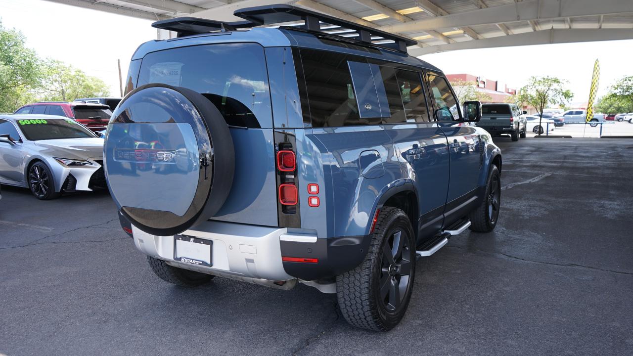 Land Rover Defender P300 110 S 2024