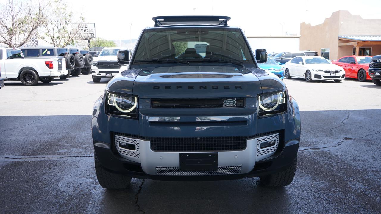 Land Rover Defender P300 110 S 2024