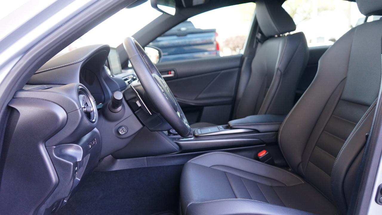 Lexus IS F SPORT 350 RWD 2023