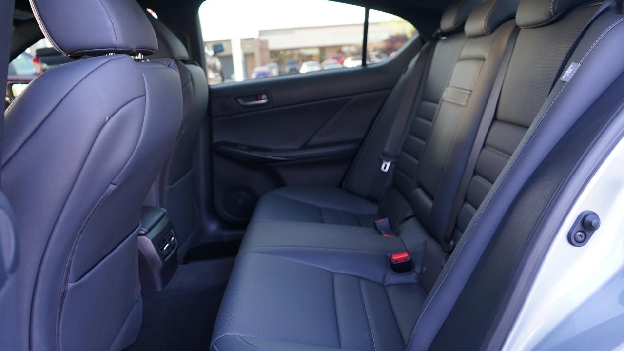 Lexus IS F SPORT 350 RWD 2023