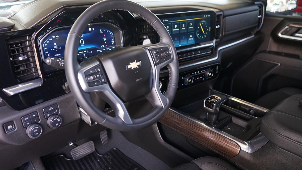 Chevrolet Silverado 1500 LT Z71 Crew Cab 2025