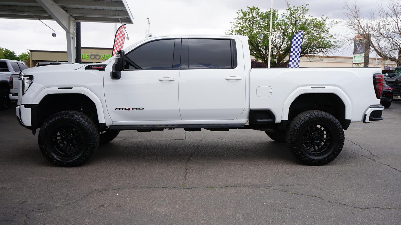 GMC Sierra 2500HD AT4 Crew Cab 4WD 2024